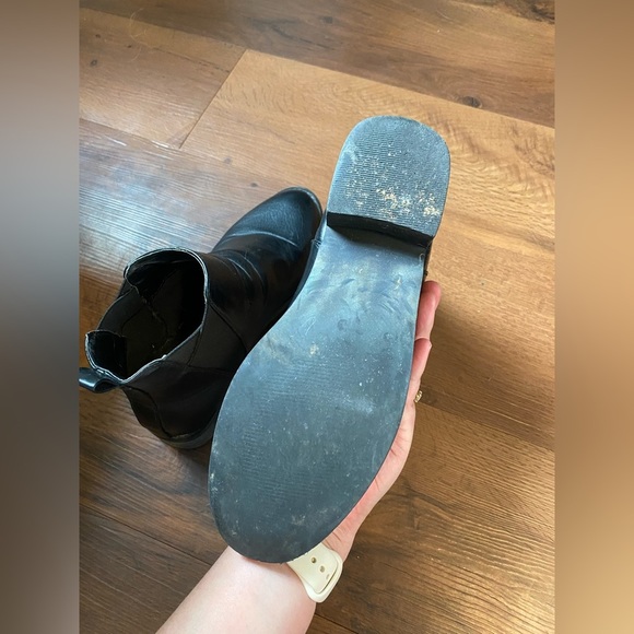 Matt & Nat Joliette Chelsea Boots // size 8.5 - Picture 6 of 8